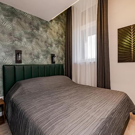 Luxury Tropical Apartment At Будапеща Екстериор снимка