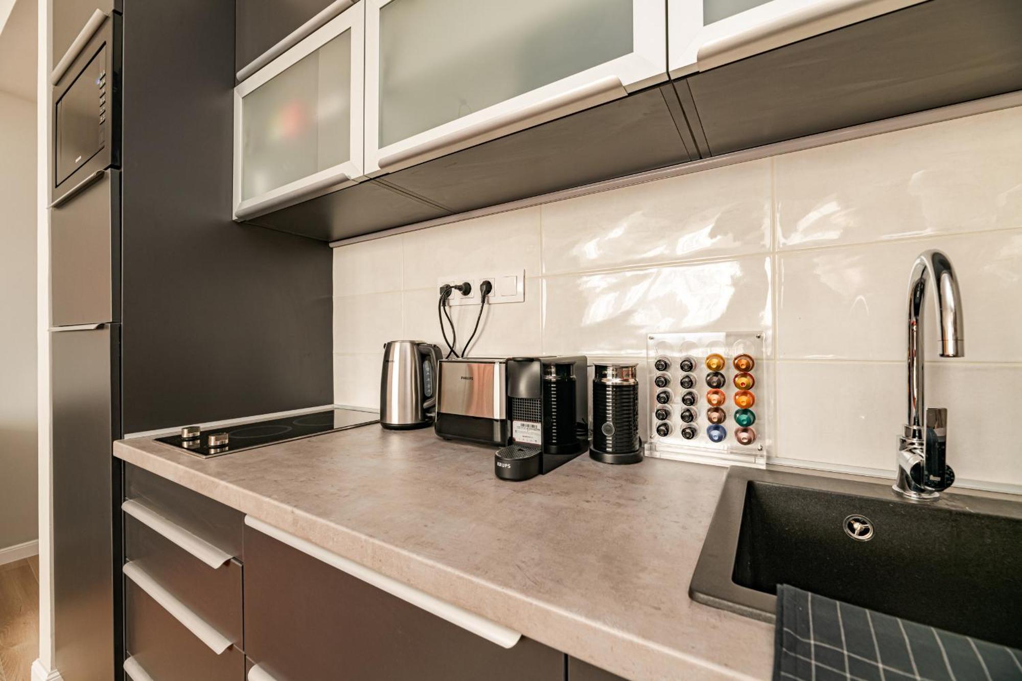 Luxury Tropical Apartment At Будапеща Екстериор снимка