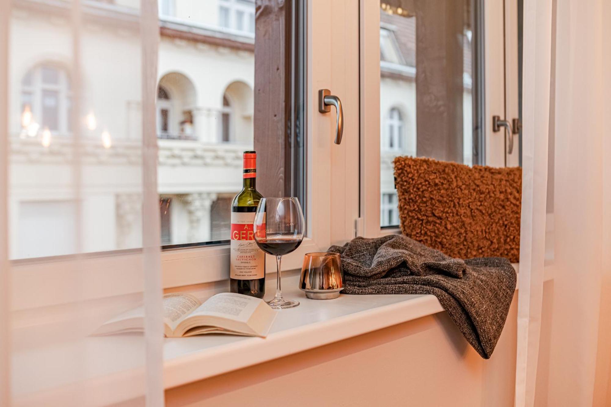 Luxury Tropical Apartment At Будапеща Екстериор снимка
